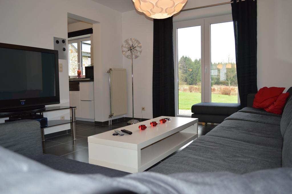 Willa Sixine House Ovifat Zewnętrze zdjęcie