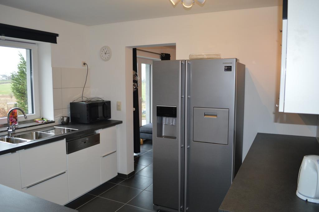 Willa Sixine House Ovifat Zewnętrze zdjęcie